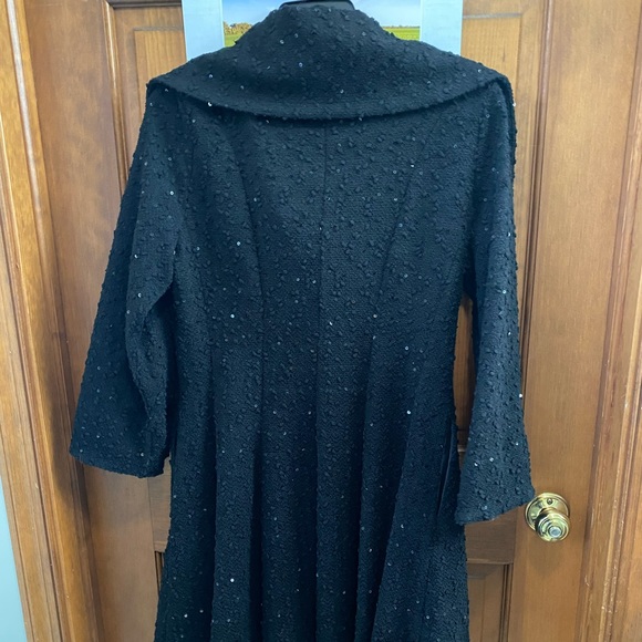 Joseph Ribkoff Jacket with sequins - Picture 2 of 9